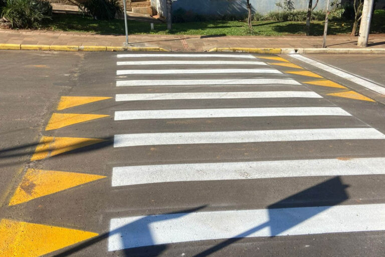 Obra de execução da rótula e revitalização da Via Cadorna e da Rua Ângelo Colet, na cidade de Montauri - RS.