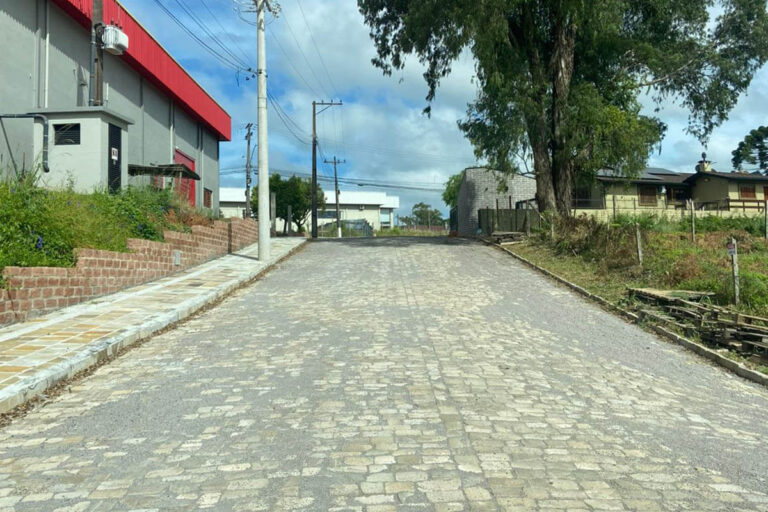 Pavimentação em Paralelepípedo de Basalto em Garibaldi – RS
