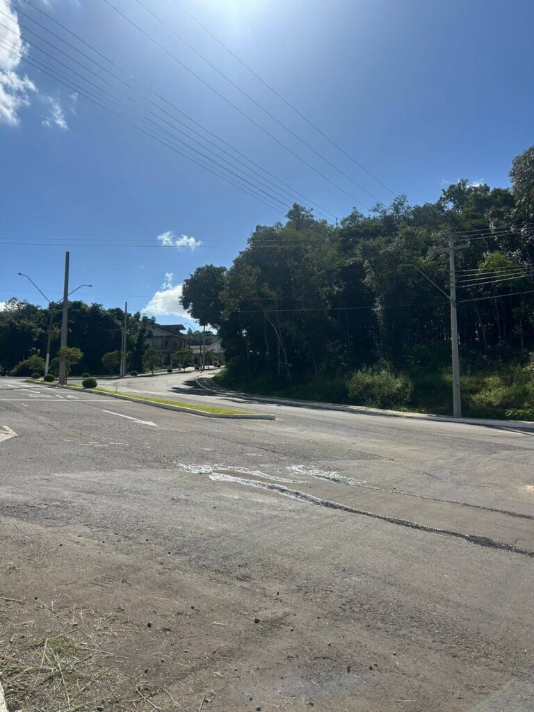 Implantação de rótula com infraestrutura completa em Alto Feliz – RS