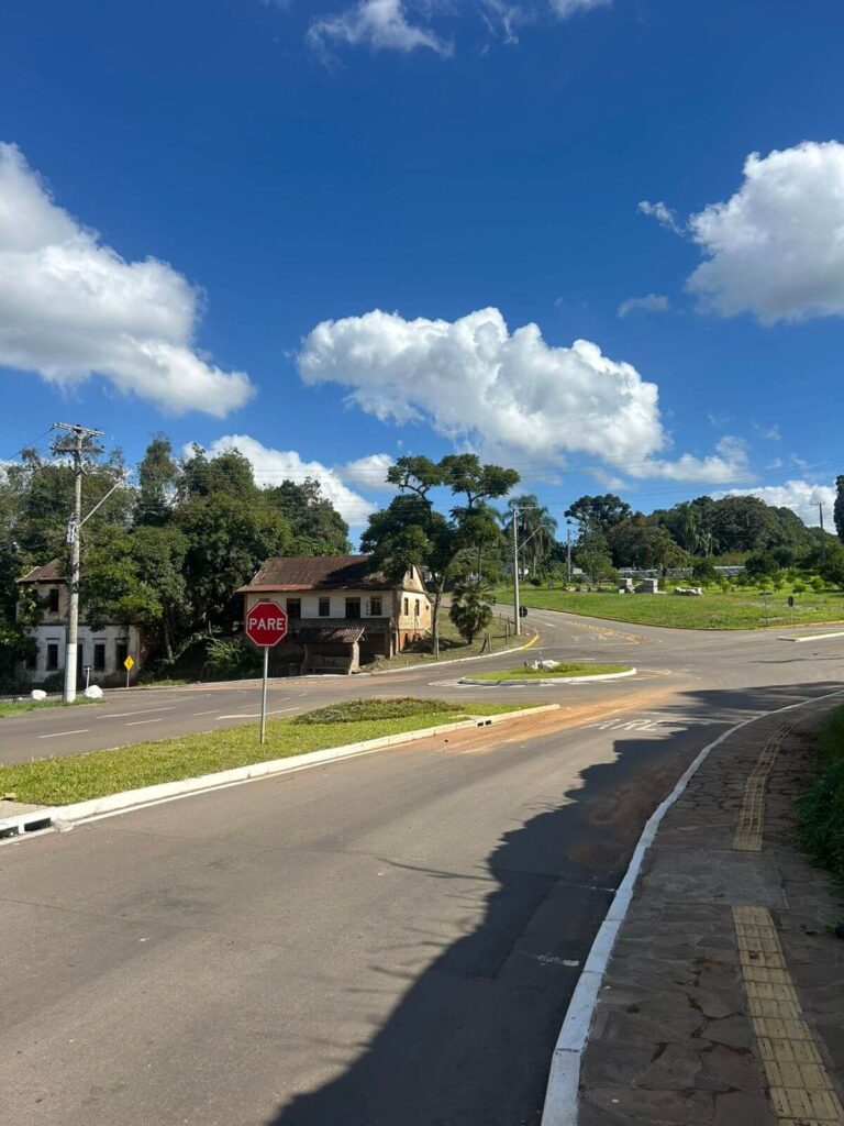Implantação de rótula com infraestrutura completa em Alto Feliz – RS